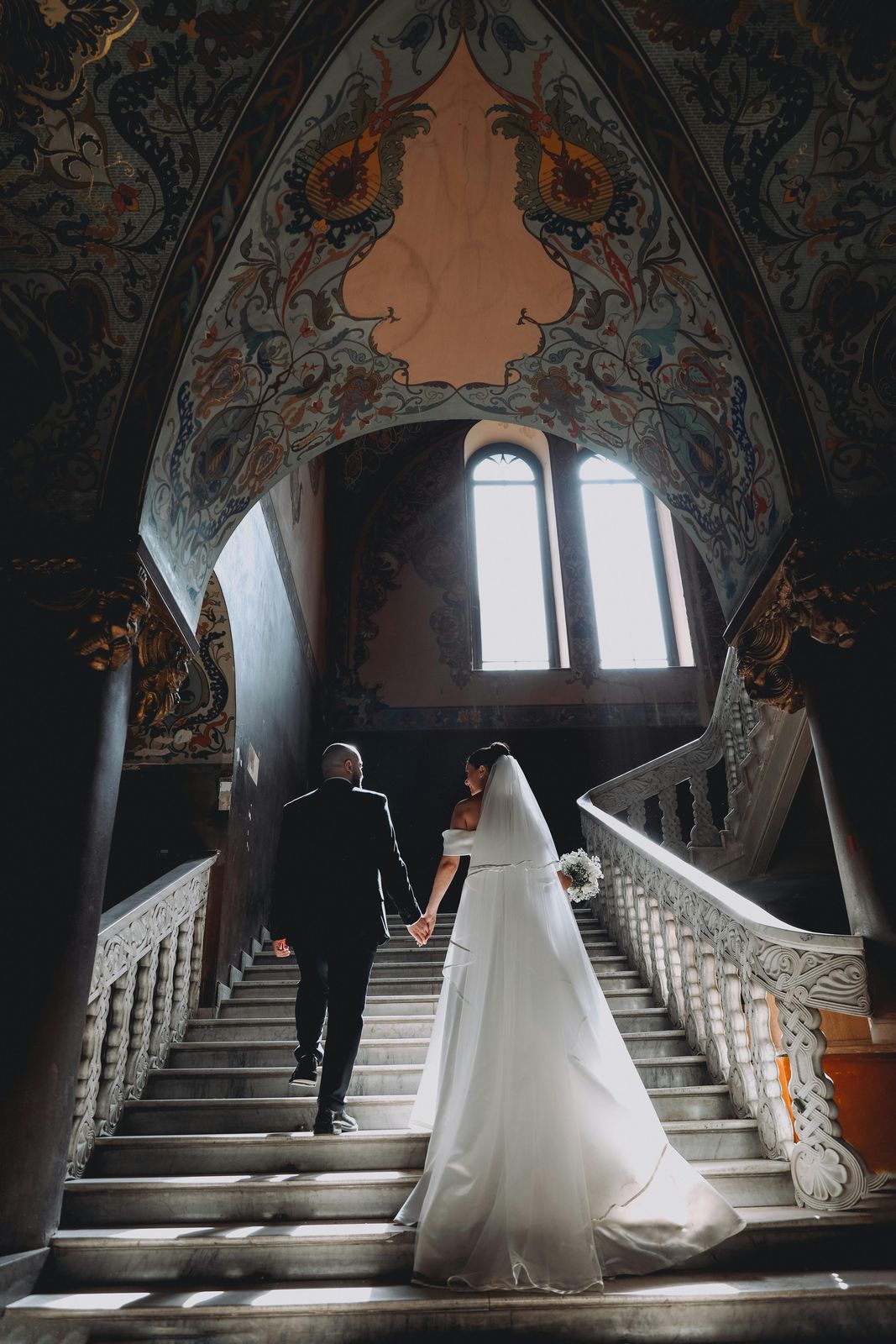 Ray and Shannon on the steps